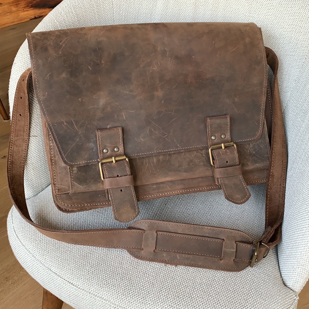 🦄 Brown leather courier shoulder bag - Picture 2 of 13